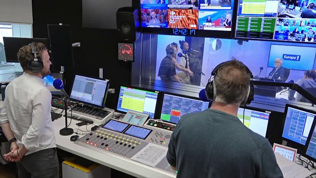 Pascal Praud reçoit la troupe de la comédie musicale « Les 10 Commandements, L'envie d'aimer »