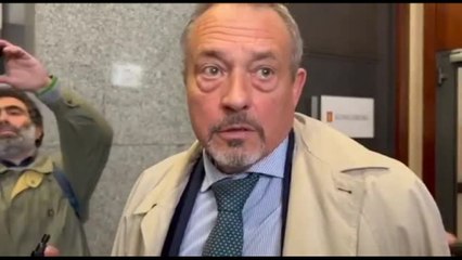 Скачать видео: Toti sospeso dalla Presidenza della Liguria, l'avvocato: sereno, chiarirà tutto