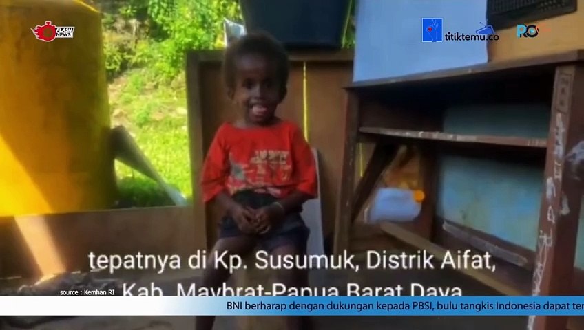 Bakti Yonif 133/YS di Daerah Penugasan Buatkan Alat Bantu Jalan untuk  Bibiana Atanay