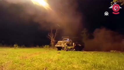 Rus güçleri Ukrayna hedeflerini çok namlulu roketatarlarla vurdu