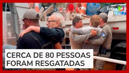 Idosos são resgatados após ficarem ilhados em Porto Alegre