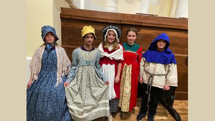Ysgol y Mynydd Du pupils go back in time with period costumes at Y Gaer
