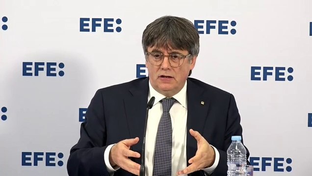 Puigdemont quiere que las empresas sean obligadas a garantizar que los inmigrantes hablen catalán