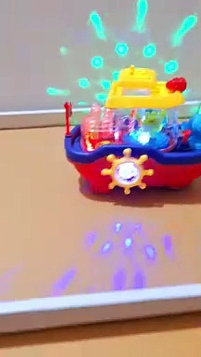 Battery Operated Musical Ship Toy with Sound and Flashing Lights, Gear Ship Toy for Toddlers Infants Kid