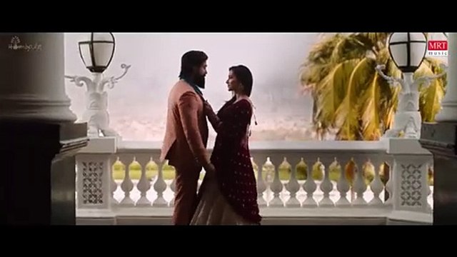 Mehabooba Video Song (Hindi) _ KGF Chapter 2 _ RockingStar Yash _ Prashanth Neel_Ravi Basrur_Hombale