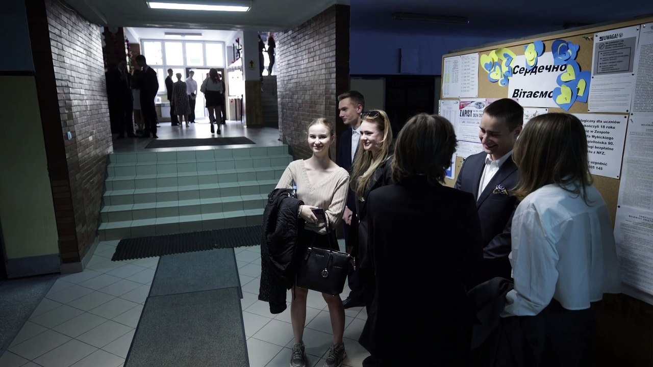 echodnia.eu Matura w I Liceum Ogólnokształcącego imienia Stefana Żeromskiego w Kielcach