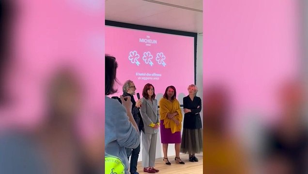 Guida Michelin, Massimo Bottura trionfa con il suo hotel: Mi vengono le lacrime agli occhi