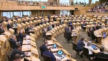 Independentista John Swinney se tona primeiro-ministro da Escócia