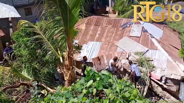 2 moun mouri ak 3 lòt blese akoz yon deboulonnay tè nan lokalite Lakoup, komin Pòdpè nan wikenn an.