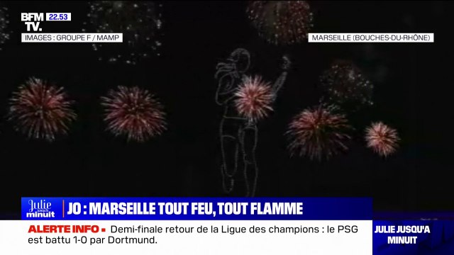 Marseille: un spectacle de drones et des feux d'artifice pour fêter l'arrivée de la flamme olympique à bord du Belem
