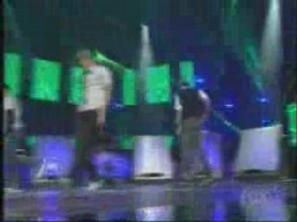 Miley Cyrus - See You Again on Idol Gives Back