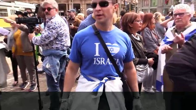 Milano, presidio contro l'odio per gli ebrei. Nahum (Pd): Antisemitismo e antisionismo stessa cosa