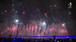 Revivez L'énorme show de 800 drones feu d'artifice à MARSEILLE du 7 mai 2024 pour la Flamme olympique