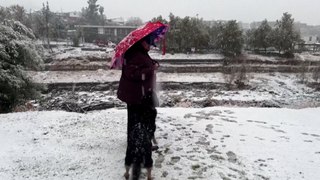 Cae nieve en Santiago
