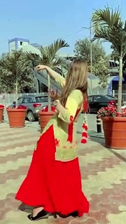 Kangna chup ke kangna#danseliver #fypシ゚viral #foryoupage#mujrada..._2