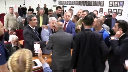 Bandırma Belediye Meclisi’nde gerginlik: Canlı yayını kestiler