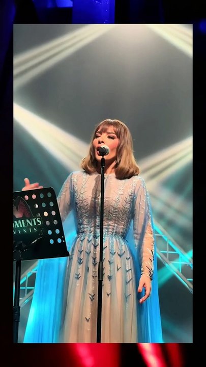 مجوهرات نوال الزغبي ب ٥ مليون دولار وهذا هو فستانها