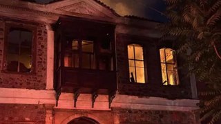 İzmir'de yanan tarihi konak, Atatürk'ün dini nikahını kıyan eski müftünün eviymiş