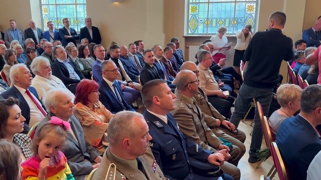 Gazeta Lubuska. Zielona Góra. Inauguracyjna sesja Rady Miasta Zielona Góra.