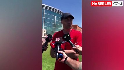 Burak Yılmaz'dan Fenerbahçe'ye gözdağı: Meydan okumaya gideceğiz