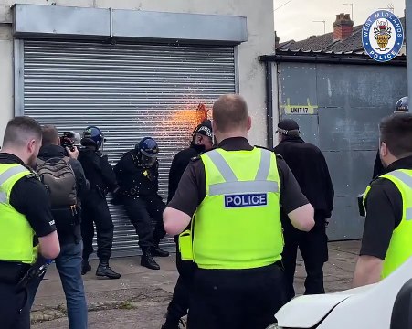 Police target suspected chop shop in Birmingham crackdown on ‘car cannibalism’