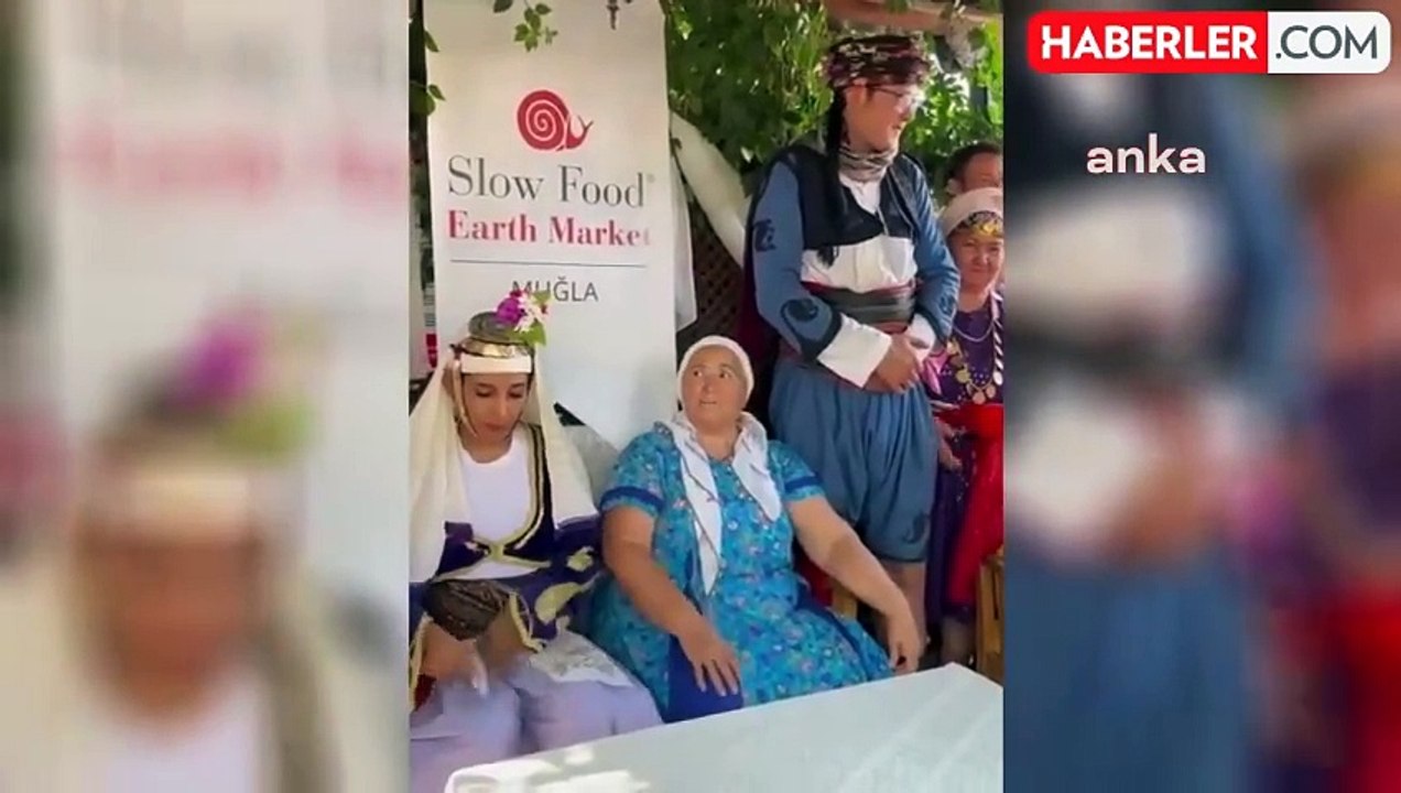 Muğla'da Festivalde Gelin ve Damat Rolü Oynayan Çift Gerçek Hayatta Evlendi