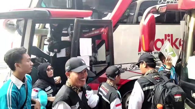 Momen Keberangkatan 329 Petugas PPIH ke Arab Saudi