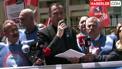 Eğitim-İş, Yeni Müfredat Taslağının Geri Çekilmesi İçin Toplanan 100 Bin İmzayı MEB'e İletti