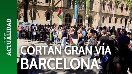 Universitarios cortan la Gran Vía de Barcelona por Palestina