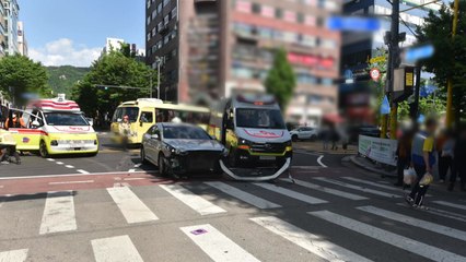 서울 중계동에서 차량 7대·오토바이 추돌...2명 다쳐 / YTN