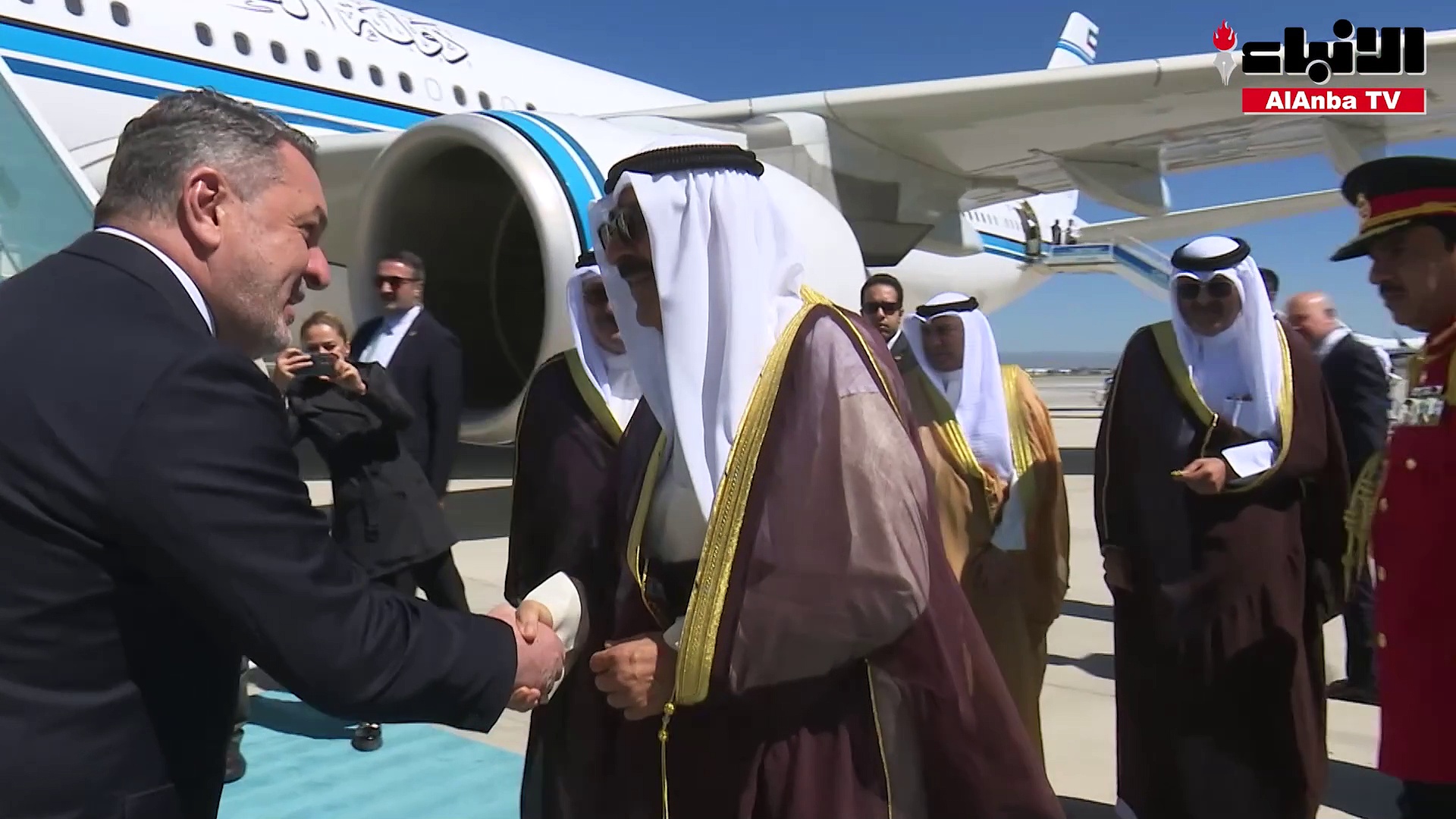 صاحب السمو الأمير الشيخ مشعل الأحمد يغادر جمهورية تركيا الصديقة بعد زيارة دولة