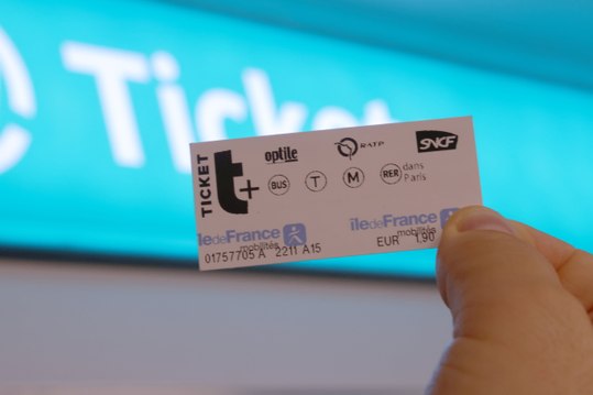 JO 2024 : Faudra-t-il acheter deux tickets de bus et en déchirer un pour être en règle ?