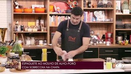 Espaguete ao molho de alho-poró com sobrecoxa na chapa | Band Receitas