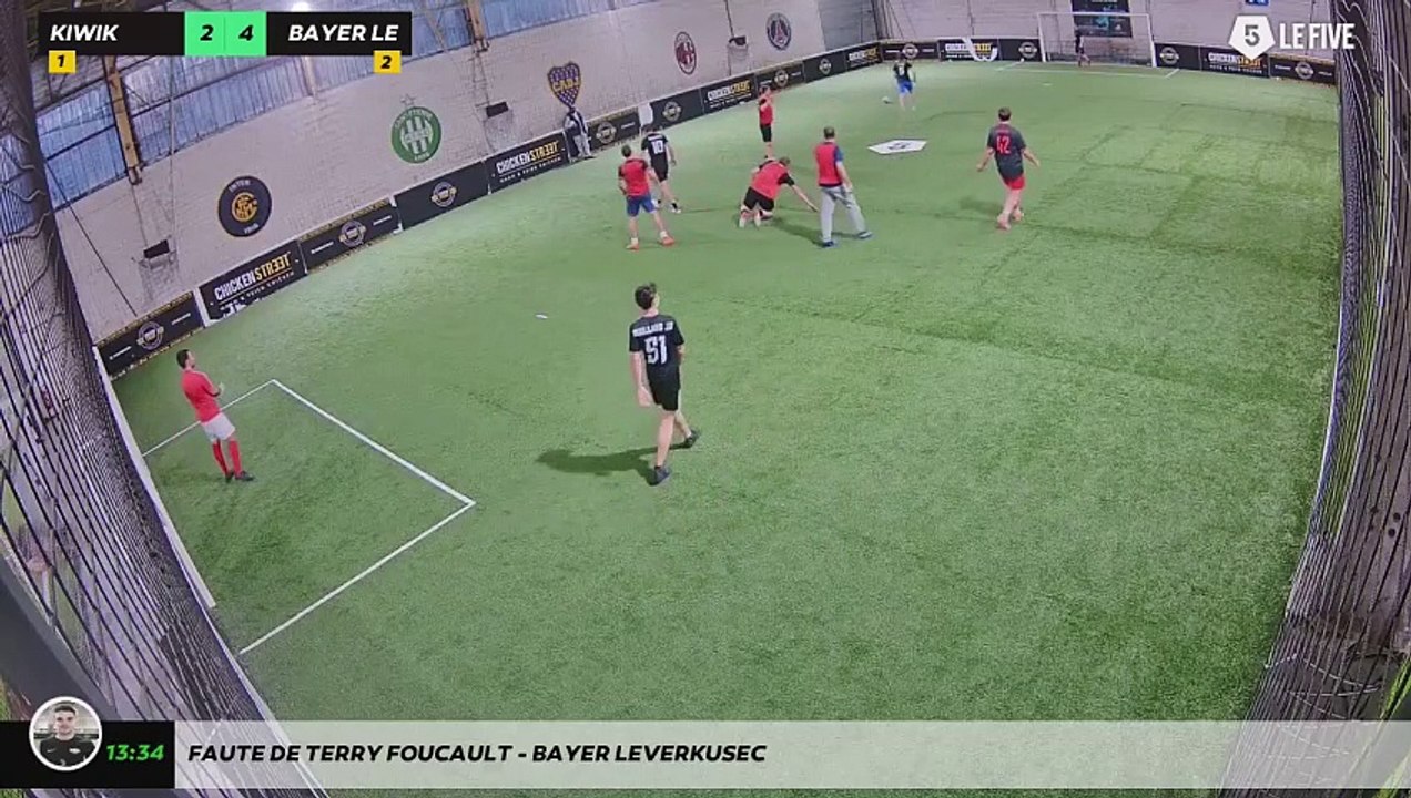Faute de Terry foucault - BAYER LEVERKUSEC