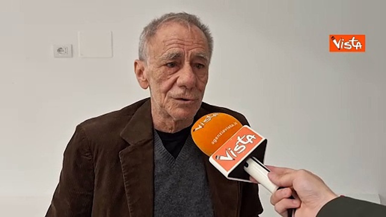 Roberto Vecchioni: "Mondo gi? in guerra, ? un conflitto di pensiero e culture"