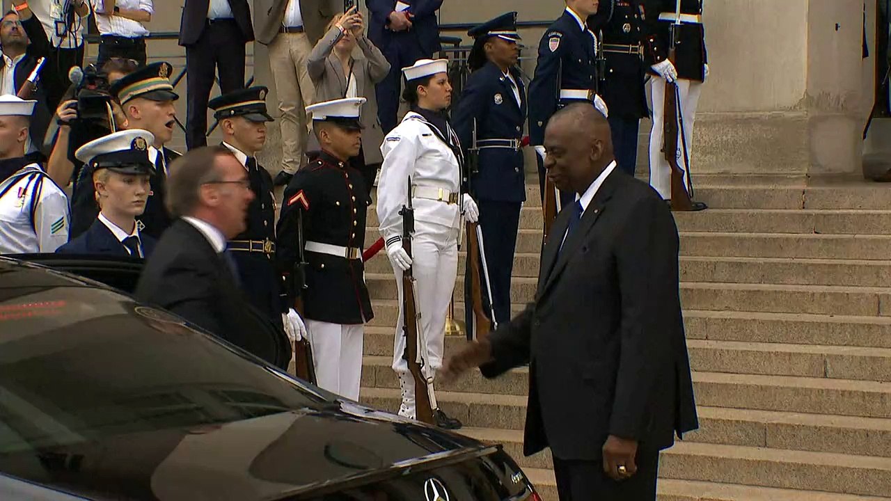 Pistorius kündigt Lieferung von drei Raketenwerfern an Kiew an