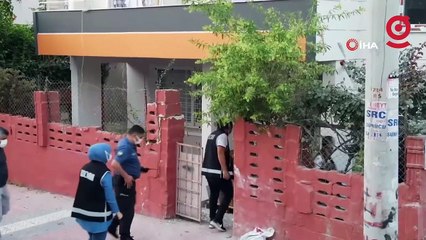 Ehliyet sınavında özel düzenekle kopya çektiren 5 kişi tutuklandı