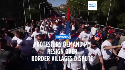 Thousands of Armenians demand resignation of PM over border dispute