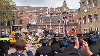 Amsterdam Üniversitesi'nde devam eden Filistin'e destek gösterilerine polis müdahale etti