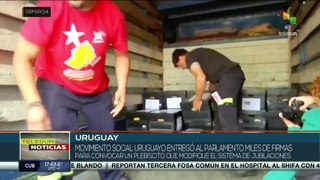 Uruguayos entregaron miles de firmas en defensa de los pensionados