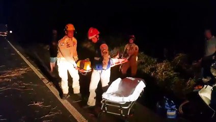 Idoso fica ferido em queda de moto na BR-163