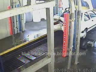 Car Wash accident - crazy driver