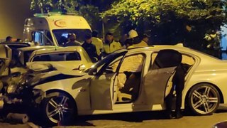 Sarıyer’de polisten kaçan otomobil kaza yaptı