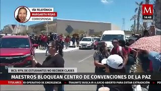 Maestros realizan bloqueos en La Paz, Baja California