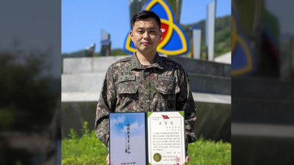 육군 상사가 길에 쓰러진 90대 노인 구해 / YTN