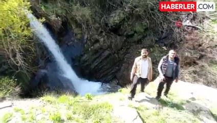 Bitlis'in kar tünelleri buzdan mağaraları oluşturuyor