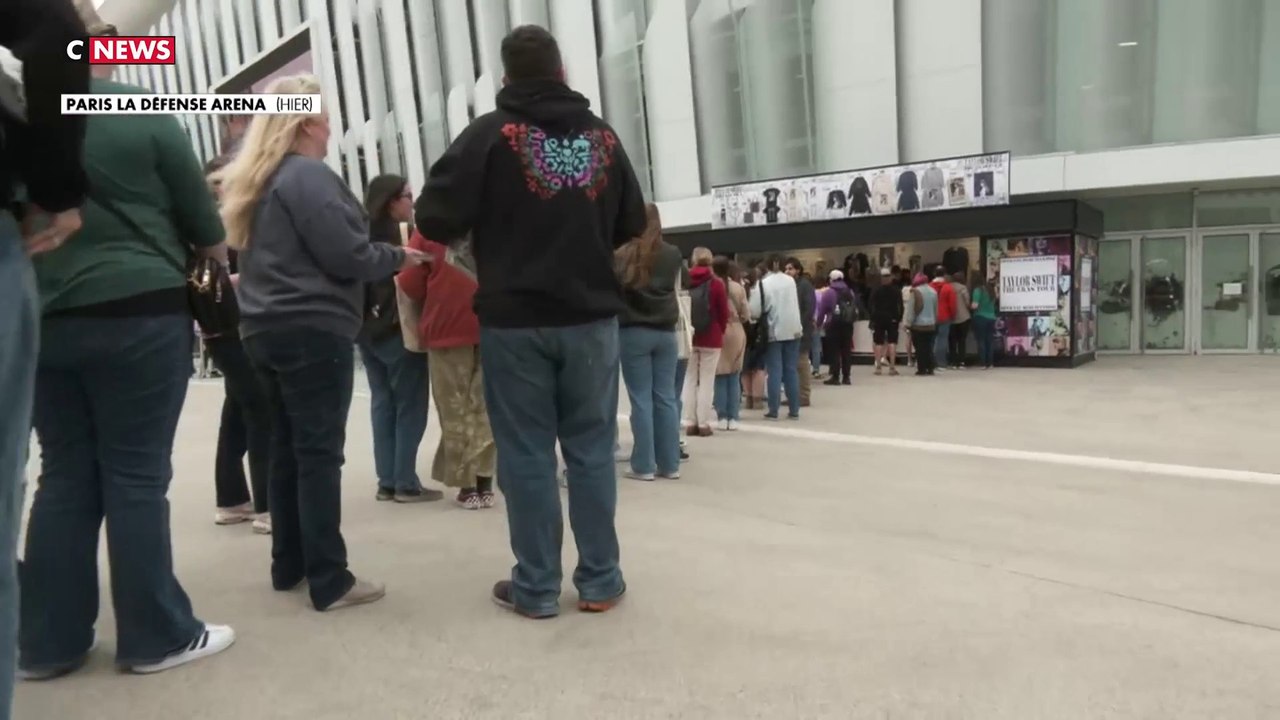 Taylor Swift : les fans de la popstar sur le pont avant les concerts parisiens de la star