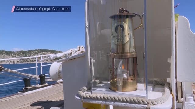 Paris 2024 - La flamme olympique est arrivée à Marseille !