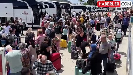 Gazipaşa Havalimanına inen yolcu uçağın yolcuları tahliye edildi