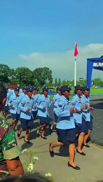 Prajurit TNI AU Peragaan